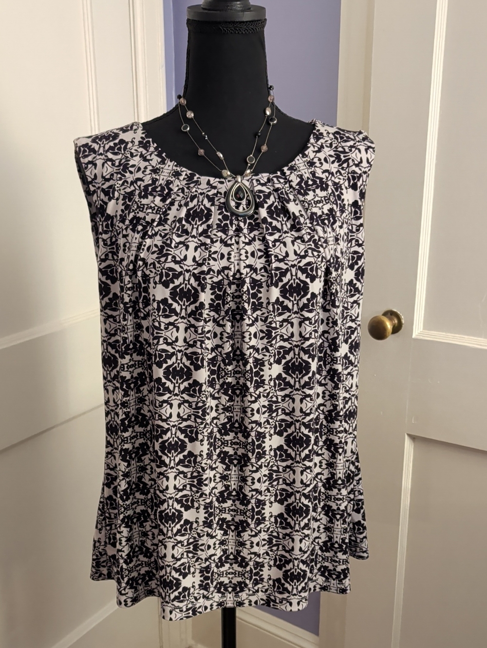 Calvin Klein Black and White Printed Sleeveless Tank